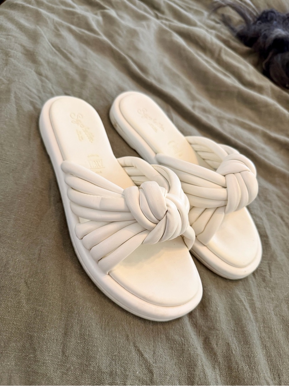 Seychelles Simply The Best Slide Sandals
